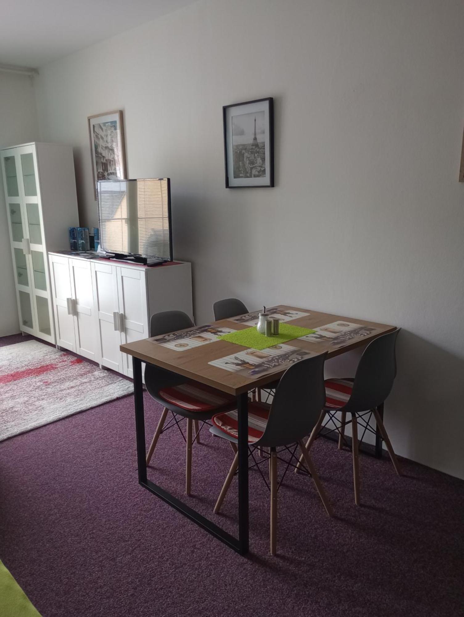 Apartman Rezidence Certovka 2121 Free Parking Garage การ์โลวีวารี ภายนอก รูปภาพ