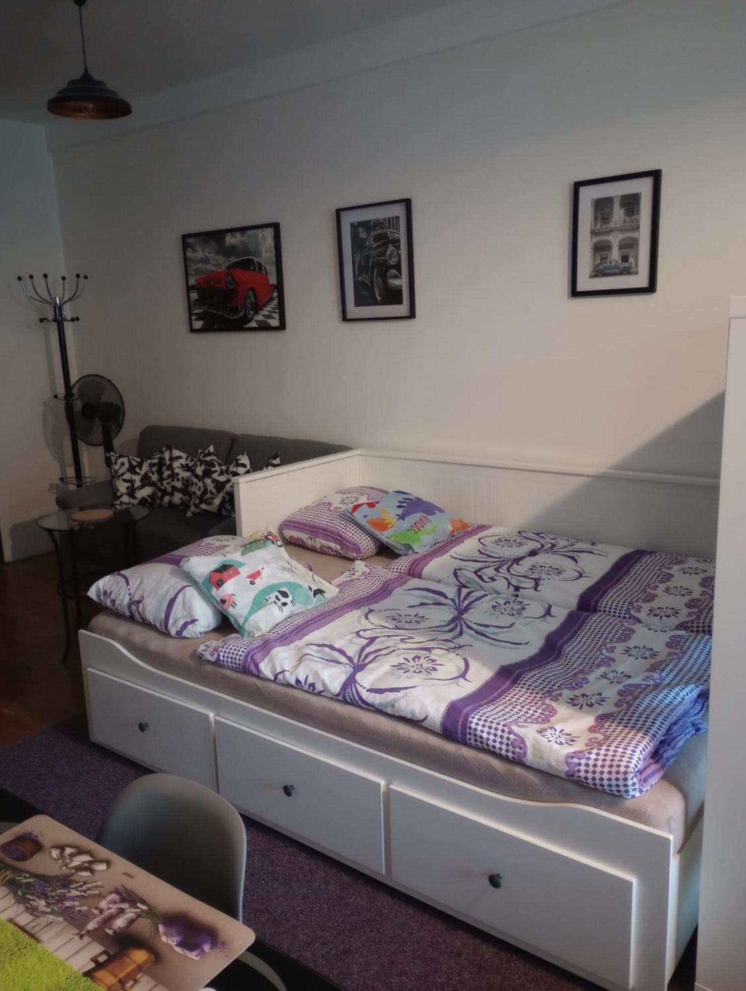 Apartman Rezidence Certovka 2121 Free Parking Garage การ์โลวีวารี ภายนอก รูปภาพ